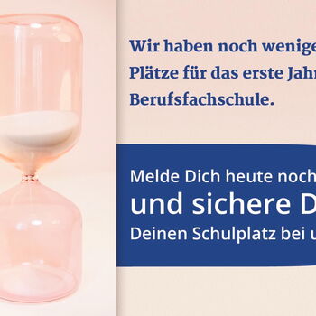 Wir haben noch wenige freie Plätze für das erste Jahr der Berufsfachschule. Melde Dich heute noch an und sichere Dir einen Schulplatz bei uns!